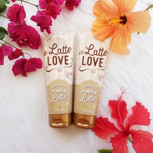 Bath & Body Works Accessories - Bath & Body Works A Latte Love Body Cream Set Shea